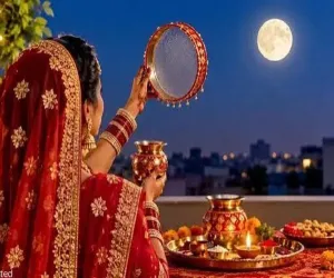 ਪੰਜਾਬ 'ਚ ਕਿੰਨੇ ਵਜੇ ਨਿਕਲੇਗਾ ਕਰਵਾਚੌਥ ਦਾ ਚੰਨ ? ਜਾਣੋ  ਚੰਨ ਦੇ ਦੀਦਾਰ ਦਾ ਸਮਾਂ ਅਤੇ ਵਰਤ ਦੀ ਪੂਰੀ ਜਾਣਕਾਰੀ