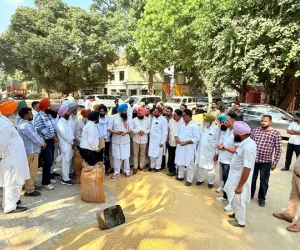 ਐਮ.ਪੀ. ਮਲਵਿੰਦਰ ਸਿੰਘ ਕੰਗ ਨੇ ਮੋਰਿੰਡਾ ਅਨਾਜ ਮੰਡੀ ਦਾ ਦੌਰਾ ਕਰਦਿਆਂ ਖਰੀਦ ਪ੍ਰਬੰਧਾਂ ਦਾ ਲਿਆ ਜਾਇਜ਼ਾ