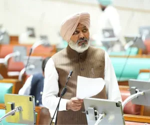  ਇਤਰਾਜ਼ਯੋਗ ਸ਼ਬਦਾਵਲੀ ਦੇ ਮਾਮਲੇ ਵਿੱਚ ਸੁਖਪਾਲ ਖਹਿਰਾ ਨੂੰ ਇਜਲਾਸ ਦੇ ਬਾਕੀ ਰਹਿੰਦੇ ਸਮੇਂ ਲਈ ਮੁਅੱਤਲ ਕਰਨ ਦਾ ਮਤਾ ਸਰਬਸੰਮਤੀ ਨਾਲ ਪਾਸ
