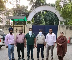 ਵਿਜੀਲੈਂਸ ਬਿਊਰੋ ਵੱਲੋਂ 4,000 ਰੁਪਏ ਦੀ ਰਿਸ਼ਵਤ ਲੈਂਦਾ ਪਟਵਾਰੀ ਅਤੇ ਉਸ ਦਾ ਏਜੰਟ ਰੰਗੇ ਹੱਥੀਂ ਕਾਬੂ