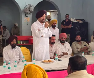 ਵਿਧਾਇਕ ਜਗਦੀਪ ਸਿੰਘ ਕਾਕਾ ਬਰਾੜ ਦੀ ਮੌਜੂਦਗੀ ਵਿੱਚ ਪੰਜ ਪਿੰਡਾਂ ਦੇ ਲਾਭਪਾਤਰੀਆਂ ਨੂੰ ਵੰਡੇ ਪ੍ਰਾਪਰਟੀ ਕਾਰਡ