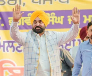 ਨੌਜਵਾਨਾਂ ਨੂੰ ਹੁਣ ਪੰਜਾਬ ਵਿੱਚ ਹੀ ਨੌਕਰੀਆਂ ਮਿਲਣ ਨਾਲ ਵਿਦੇਸ਼ ਜਾਣ ਦੇ ਰੁਝਾਨ ਨੂੰ ਠੱਲ੍ਹ ਪਈ: ਮੁੱਖ ਮੰਤਰੀ ਭਗਵੰਤ ਸਿੰਘ ਮਾਨ