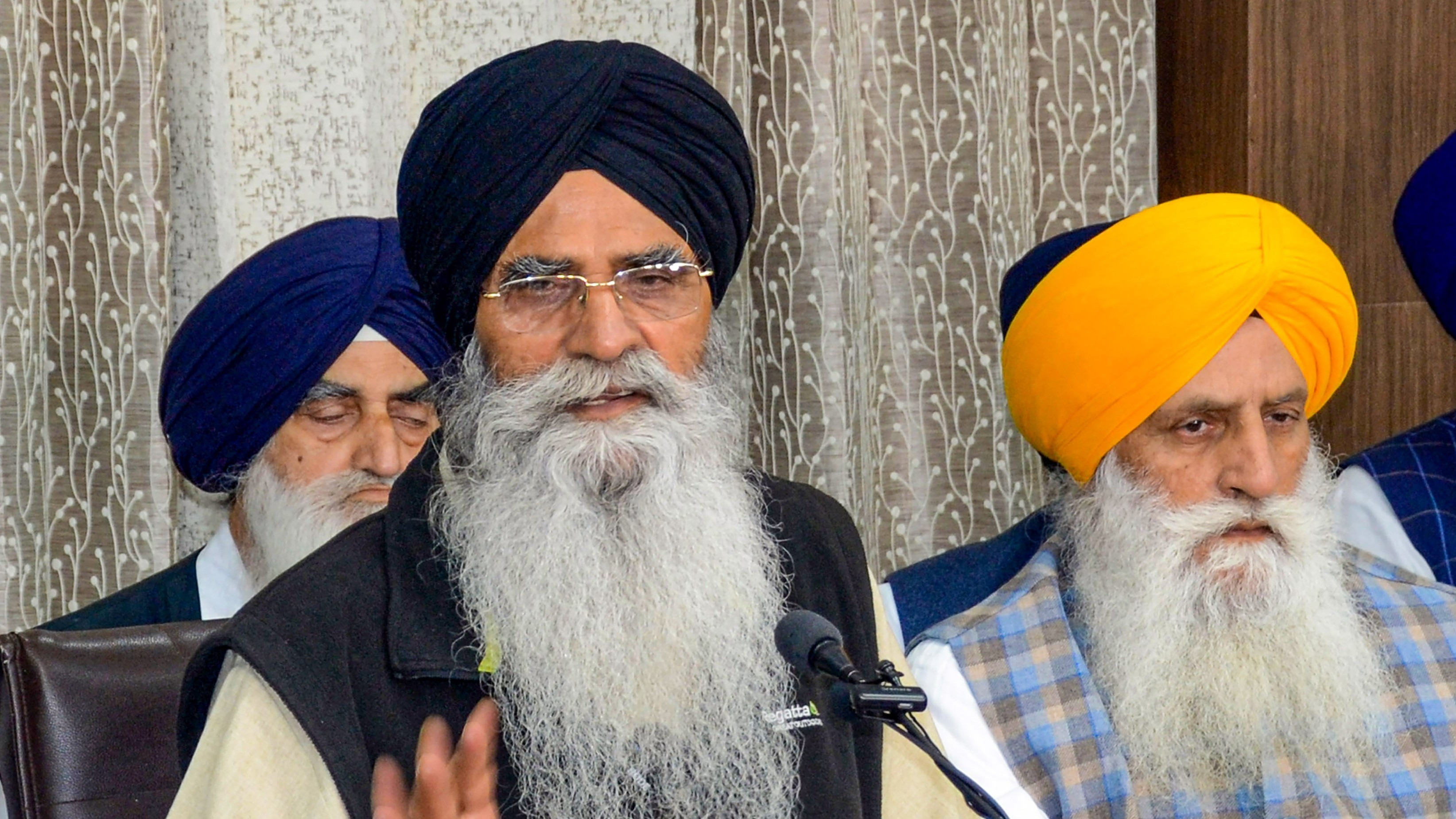 punjab , amritsar ,Shiromani Gurdwara Parbandhak Committee , history , plateforms , E-Mails , gurbani , notice , pardhan harjinder singh dhami , nirpakh post
