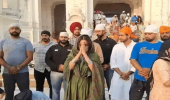 ਸ਼ਹਿਨਾਜ਼ ਗਿੱਲ ਦੀ ਫ਼ਿਲਮ 'ਇੱਕ ਕੁੜੀ ' ਦੀ ਸਾਰੀ ਸਟਾਰਕਾਸਟ ਪਹੁੰਚੀ ਸ਼੍ਰੀ ਦਰਬਾਰ ਸਾਹਿਬ 