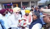 ਪੰਜਾਬ ਵਿਧਾਨ ਸਭਾ  ਸਪੀਕਰ ਅਤੇ ਮੁੱਖ ਮੰਤਰੀ ਨੇ ਪੰਜਾਬ ਦੇ ਰਾਜਪਾਲ ਦਾ ਵਿਧਾਨ ਸਭਾ ਪਹੁੰਚਣ ਤੇ ਕੀਤਾ ਨਿੱਘਾ ਸਵਾਗਤ
