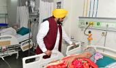 ਮੁੱਖ ਮੰਤਰੀ ਭਗਵੰਤ ਸਿੰਘ ਮਾਨ ਵੱਲੋਂ ਬਠਿੰਡਾ ਦੇ ਐਡਵਾਂਸਡ ਕੈਂਸਰ ਇੰਸਟੀਚਿਊਟ ਦਾ ਅਚਨਚੇਤ ਦੌਰਾ, ਸਹੂਲਤਾਂ ਅਤੇ ਮਰੀਜ਼ਾਂ ਦੀ ਦੇਖਭਾਲ ਦਾ ਜਾਇਜ਼ਾ ਲਿਆ