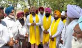 2.30 ਕਰੋੜ ਰੁਪਏ ਦੇ ਵਿਕਾਸ ਕਾਰਜਾਂ ਦੀ ਵਿਧਾਇਕ ਕੁਲਵੰਤ ਸਿੰਘ ਪੰਡੋਰੀ ਅਤੇ ਚੇਅਰਮੈਨ ਦਲਵੀਰ ਸਿੰਘ ਢਿੱਲੋਂ ਵੱਲੋਂ ਸ਼ੁਰੂਆਤ