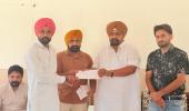 ਵਿਧਾਇਕ ਰਣਬੀਰ ਸਿੰਘ ਭੁੱਲਰ ਨੇ ਹਲਕੇ ਦੇ ਵੱਖ - ਵੱਖ ਪਿੰਡਾਂ ਵਿੱਚ 98.42 ਲੱਖ ਰੁਪਏ ਦੇ ਵਿਕਾਸ ਕਾਰਜਾਂ ਲਈ ਚੈੱਕ ਵੰਡੇ