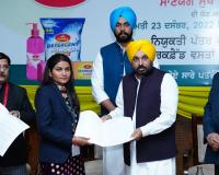 ਨੌਕਰੀਆਂ ਵਿੱਚ ਪਾਰਦਰਸ਼ਤਾ: ਮੈਰਿਟ ਦੇ ਆਧਾਰ 'ਤੇ ਰਿਕਾਰਡ ਭਰਤੀ