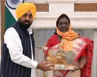ਰਾਸ਼ਟਰਪਤੀ ਦ੍ਰੌਪਦੀ ਮੁਰਮੂ ਨੂੰ ਮਿਲੇ CM ਭਗਵੰਤ ਮਾਨ