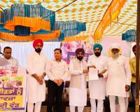 ਕੈਬਨਿਟ ਮੰਤਰੀ ਹਰਦੀਪ ਸਿੰਘ ਮੁੰਡੀਆਂ ਨੇ 84 ਕਿਸਾਨਾਂ ਨੂੰ 25.05 ਲੱਖ ਰੁਪਏ ਦੀ ਹੜ੍ਹ ਰਾਹਤ ਰਾਸ਼ੀ ਵੰਡੀ