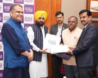ਮੁੱਖ ਮੰਤਰੀ ਵੱਲੋਂ ਬੰਗਲੁਰੂ ਦੇ ਉਦਯੋਗਿਕ ਦਿੱਗਜ਼ਾਂ ਨਾਲ ਮੁਲਾਕਾਤ ਕਰਕੇ ਪੰਜਾਬ ਵਿੱਚ ਨਿਵੇਸ਼ ਦਾ ਸੱਦਾ