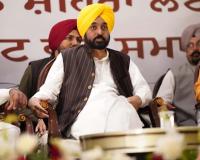 ਮੁੱਖ ਮੰਤਰੀ ਨੇ ਨੌਵੇਂ ਪਾਤਸ਼ਾਹ ਸ੍ਰੀ ਗੁਰੂ ਤੇਗ਼ ਬਹਾਦਰ ਜੀ ਦੇ ਚਰਨ ਛੋਹ ਪ੍ਰਾਪਤ 142 ਪਿੰਡਾਂ ਤੇ ਸ਼ਹਿਰਾਂ ਦੇ ਵਿਕਾਸ ਲਈ 71 ਕਰੋੜ ਰੁਪਏ ਦੇ ਚੈੱਕ ਵੰਡੇ