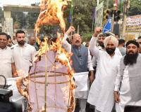 ਮੋਹਿੰਦਰ ਭਗਤ ਵੱਲੋਂ ਮਰਹੂਮ ਦਲਿਤ ਆਗੂ ਬੂਟਾ ਸਿੰਘ ਬਾਰੇ ਅਪਮਾਨਜਨਕ ਟਿੱਪਣੀ ਕਰਨ ’ਤੇ ਰਾਜਾ ਵੜਿੰਗ ਖਿਲਾਫ਼ ਦਿੱਤਾ ਗਿਆ ਧਰਨਾ