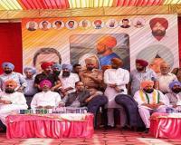 ਮੁੜ ਵਿਵਾਦਾਂ 'ਚ ਫਸੀ ਪੰਜਾਬ ਕਾਂਗਰਸ , ਸੁਖਬੀਰ ਬਾਦਲ ਨੇ ਰੱਖੀ ਵੱਡੀ ਮੰਗ 