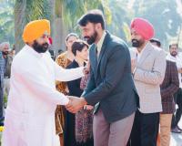 ਹਰਜੋਤ ਬੈਂਸ ਵੱਲੋਂ ਵਿਸ਼ਵ-ਪੱਧਰੀ ਅਧਿਆਪਨ ਵਿਧੀਆਂ ਬਾਰੇ ਸਿਖਲਾਈ ਲਈ 72 ਅਧਿਆਪਕਾਂ ਦੇ ਤੀਜੇ ਬੈਚ ਨੂੰ ਫਿਨਲੈਂਡ ਲਈ ਕੀਤਾ ਰਵਾਨਾ