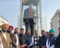 ਕੈਬਨਿਟ ਮੰਤਰੀ, ਚੇਅਰਮੈਨ, ਮੇਅਰ ਵੱਲੋਂ ਮਹਾ ਪ੍ਰੀ-ਨਿਰਵਾਣ ਦਿਵਸ ਮੌਕੇ ਡਾ. ਬੀ.ਆਰ. ਅੰਬੇਡਕਰ ਨੂੰ ਸ਼ਰਧਾ ਦੇ ਫੁੱਲ ਭੇਟ