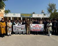 ਟ੍ਰੈਫਿਕ ਪੁਲਿਸ ਵੱਲੋਂ ਸ. ਬਲਦੇਵ ਸਿੰਘ ਸਰਕਾਰੀ ਸੀਨੀਅਰ ਸੈਕੰਡਰੀ ਸਮਾਰਟ ਸਕੂਲ, ਮਜਾਤੜੀ ਵਿਖੇ ਨਸ਼ਿਆਂ ਦੀ ਵਰਤੋਂ ਨਾ ਕਰਨ ਅਤੇ ਟ੍ਰੈਫਿਕ ਨਿਯਮਾਂ ਦੀ ਪਾਲਣਾ ਸਬੰਧੀ ਜਾਗਰੂਕਤਾ ਸੈਮੀਨਾਰ