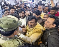 400 ਉਡਾਣਾਂ ਰੱਦ..! ਦੇਸ਼ ਭਰ ਦੇ ਹਵਾਈ ਅੱਡਿਆਂ ਤੇ ਯਾਤਰੀ ਪ੍ਰੇਸ਼ਾਨ