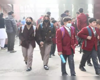  ਪੰਜਾਬ ਦੇ ਸਾਰੇ ਸਕੂਲਾਂ 'ਚ ਵਧੀਆਂ ਛੁੱਟੀਆ, ਜਾਣੋਂ ਹੁਣ ਕਦੋਂ ਖੁੱਲ੍ਹਣਗੇ ਸਕੂਲ