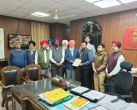 ਪੁਲਿਸ ਪੈਨਸ਼ਨਰਜ਼ ਵੈਲਫ਼ੇਅਰ ਐਸ਼ੋਸੀਏਸ਼ਨ ਤਰਫੋਂ 1,68,200/- ਰੁਪਏ ਦੀ ਰਾਸ਼ੀ ਹੜ੍ਹ ਪੀੜਤਾਂ ਲਈ ਦਿੱਤੀ ਗਈ