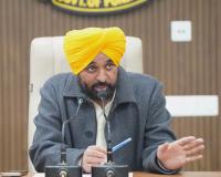 ਅਸੀਂ ਨੌਜਵਾਨਾਂ ਨੂੰ ਭਵਿੱਖੀ ਜ਼ਰੂਰਤਾਂ ਲਈ ਤਿਆਰ ਕਰ ਰਹੇ ਹਾਂ, ਜਦੋਂ ਕਿ ਅਕਾਲੀ ਨੌਜਵਾਨਾਂ ਨੂੰ ਡਾਇਨਾਸੌਰ ਯੁੱਗ ਵਿੱਚ ਖਿੱਚਣਾ ਚਾਹੁੰਦੇ ਹਨ: ਮੁੱਖ ਮੰਤਰੀ