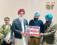 ਸਾਈਕਲਿੰਗ ਜ਼ਰੀਏ 1,50000 ਕਿਲੋਮੀਟਰ ਸਫ਼ਰ ਪੂਰਾ ਕਰਨ ਤੇ ਸਪੀਕਰ ਵੱਲੋਂ ਗੁਰਪ੍ਰੀਤ ਸਿੰਘ ਕਮੋਂ ਨੂੰ ਵਧਾਈ