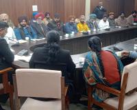 ਡਿਪਟੀ ਕਮਿਸ਼ਨਰ ਨੇ ਪਰਾਲੀ ਪ੍ਰਬੰਧਨ ਲੱਕੀ ਡਰਾਅ ਦੇ ਜੇਤੂ ਕਿਸਾਨਾਂ ਨੂੰ ਸਰਟੀਫ਼ਿਕੇਟ ਦਿੱਤੇYour Title