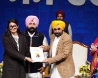 ਮੁੱਖ ਮੰਤਰੀ ਭਗਵੰਤ ਸਿੰਘ ਮਾਨ ਦੀ ਅਗਵਾਈ ਹੇਠ ਪੰਜਾਬ ਵਿੱਚ ਨੌਜਵਾਨਾਂ ਨੂੰ 61000 ਤੋਂ ਵੱਧ ਸਰਕਾਰੀ ਨੌਕਰੀਆਂ ਮਿਲੀਆਂ