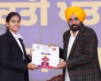 ਭਗਵੰਤ ਮਾਨ ਸਰਕਾਰ ਨੇ ਨਵਾਂ ਮਾਪਦੰਡ ਕੀਤਾ ਸਥਾਪਤ, 16 ਮਾਰਚ, 2022 ਤੋਂ ਔਸਤਨ ਰੋਜ਼ਾਨਾ 45 ਨੌਜਵਾਨਾਂ ਨੂੰ ਸਰਕਾਰੀ ਨੌਕਰੀਆਂ ਪ੍ਰਦਾਨ ਕੀਤੀਆਂ