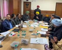 ਹਰਭਜਨ ਸਿੰਘ ਈ.ਟੀ.ਓ. ਵੱਲੋਂ ਸੂਬੇ ਵਿੱਚ ਸੜਕੀ ਬੁਨਿਆਦੀ ਢਾਂਚੇ ਦੀ ਮਜ਼ਬੂਤੀ ਲਈ ਲੋਕ ਨਿਰਮਾਣ ਵਿਭਾਗ ਦੇ ਕੰਮਾਂ ਦਾ ਜਾਇਜ਼ਾ