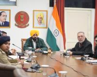 ਮੁੱਖ ਮੰਤਰੀ ਭਗਵੰਤ ਸਿੰਘ ਮਾਨ ਵੱਲੋਂ ‘ਯੁੱਧ ਨਸ਼ਿਆਂ ਵਿਰੁੱਧ’ ਦੇ ਦੂਜੇ ਪੜਾਅ ਦੀ ਪ੍ਰਗਤੀ ਦਾ ਜਾਇਜ਼ਾ; ਕਿਹਾ ਇਹ ਪੜਾਅ ਨਸ਼ਿਆਂ ਦੇ ਖ਼ਤਰੇ ਦੀ ਰੀੜ੍ਹ `ਤੇ ਵੱਡਾ ਹਮਲਾ ਕਰੇਗਾ