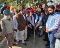 ਮੁੱਖ ਮੰਤਰੀ ਦੇ ਓ.ਐਸ.ਡੀ. ਸੁਖਵੀਰ ਸਿੰਘ ਵੱਲੋਂ ਧੂਰੀ ਸ਼ਹਿਰ 'ਚ ਕਰੀਬ ਸਵਾ ਚਾਰ ਕਰੋੜ ਰੁਪਏ ਦੇ ਵਿਕਾਸ ਕਾਰਜਾਂ ਦੀ ਸ਼ੁਰੂਆਤ