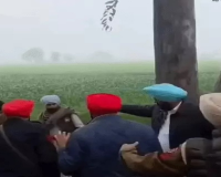 ਅੰਮ੍ਰਿਤਸਰ 'ਚ ਦਰਦਨਾਕ ਹਾਦਸਾ: MLA ਕੁਲਦੀਪ ਧਾਲੀਵਾਲ ਨੇ ਆਪਣੀ ਜੀਪ 'ਚ ਪਹੁੰਚਾਏ ਜ਼ਖਮੀ ਹਸਪਤਾਲ, ਇੱਕ ਨੌਜਵਾਨ ਦੀ ਮੌਤ