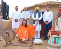 ਅੰਮ੍ਰਿਤਸਰ ਵਿਖੇ ਤਿੰਨ ਰੋਜ਼ਾ ਰੰਗਲਾ ਪੰਜਾਬ ਉਤਸਵ ਦਾ ਪੂਰੀ ਸ਼ਾਨੋ-ਸ਼ੌਕਤ ਨਾਲ ਸ਼ਾਨਦਾਰ ਅਗਾਜ਼