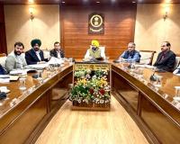 ਲੋਕ ਨਿਰਮਾਣ ਮੰਤਰੀ ਨੇ ਚੱਲ ਰਹੇ ਸੜਕੀ ਪ੍ਰੋਜੈਕਟਾਂ ਦਾ ਲਿਆ ਜਾਇਜ਼ਾ, ਬਰਸਾਤ ਦੇ ਮੌਸਮ ਤੋਂ ਪਹਿਲਾਂ ਇਹਨਾਂ ਪ੍ਰੋਜੈਕਟਾਂ ਨੂੰ ਮੁਕੰਮਲ ਕਰਨ ਦੇ ਦਿੱਤੇ ਨਿਰਦੇਸ਼