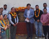 ਵਿਧਾਇਕ ਬ੍ਰਮ ਸ਼ੰਕਰ ਜਿੰਪਾ ਨੇ ਵਾਰਡ 'ਚ ਗਲੀਆਂ ਦੇ ਨਿਰਮਾਣ ਦੀ ਕਰਵਾਈ ਸ਼ੁਰੂਆਤ