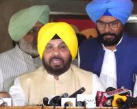 ਕਾਂਗਰਸ ਵੱਲੋਂ ਰਾਜਪਾਲ ਦੇ ਭਾਸ਼ਣ ਦਾ ਬਾਈਕਾਟ ਕਰਨਾ ਸਾਬਤ ਕਰਦਾ ਹੈ ਕਿ ਉਹ ਪੰਜਾਬ ਦੀ ਤਰੱਕੀ ਨੂੰ ਬਰਦਾਸ਼ਤ ਨਹੀਂ ਕਰ ਸਕਦੇ: ਕੈਬਨਿਟ ਮੰਤਰੀ