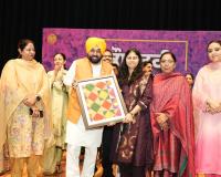 ਮੁੱਖ ਮੰਤਰੀ ਭਗਵੰਤ ਸਿੰਘ ਮਾਨ ਵੱਲੋਂ ਪੰਜਾਬ ਨੂੰ ਦੇਸ਼ ਦਾ ਮੋਹਰੀ ਸੂਬਾ ਬਣਾਉਣ ਲਈ ਲੜਕੀਆਂ ਨੂੰ ਸਮਾਜਿਕ-ਆਰਥਿਕ ਵਿਕਾਸ ਵਿੱਚ ਸਰਗਰਮ ਭਾਈਵਾਲ ਬਣਨ ਦਾ ਸੱਦਾ