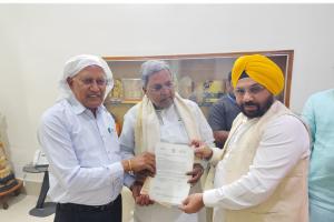 ਸ੍ਰੀ ਗੁਰੂ ਤੇਗ਼ ਬਹਾਦਰ ਜੀ ਦੇ 350 ਸਾਲਾ ਸ਼ਹੀਦੀ ਸਮਾਗਮਾਂ ਵਿੱਚ ਸ਼ਾਮਲ ਹੋਣ ਲਈ ਪੰਜਾਬ ਦੇ ਮੰਤਰੀਆਂ ਵੱਲੋਂ ਕਰਨਾਟਕ ਦੇ ਮੁੱਖ ਮੰਤਰੀ ਸਿੱਧਾਰਮੱਈਆ ਨੂੰ ਸੱਦਾ