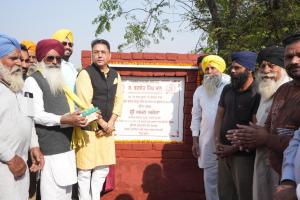 ਕੈਬਨਿਟ ਮੰਤਰੀ ਅਮਨ ਅਰੋੜਾ ਨੇ 06 ਪਿੰਡਾਂ ਵਿੱਚ ਕਰੀਬ 01 ਕਰੋੜ 83 ਲੱਖ ਰੁਪਏ ਦੀ ਲਾਗਤ ਨਾਲ ਖੇਡ ਸਟੇਡੀਅਮ ਬਣਾਉਣ ਦੇ ਕੰਮਾਂ ਦੀ ਕਰਵਾਈ ਸ਼ੁਰੂਆਤ