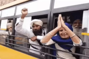 ਸ੍ਰੀ ਗੁਰੂ ਨਾਨਕ ਦੇਵ ਜੀ ਦੇ ਪ੍ਰਕਾਸ਼ ਗੁਰਪੁਰਬ ਮੌਕੇ ਪਹਿਲਾਂ ਸਿੱਖ ਜਥਾ ਪਾਕਿਸਤਾਨ ਲਈ  ਹੋਇਆ ਰਵਾਨਾ