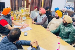 ਰੋਡਵੇਜ਼ ਕਾਮਿਆਂ ਦੀ ਹੜਤਾਲ ਖਤਮ; ਟਰਾਂਸਪੋਰਟ ਮੰਤਰੀ ਨਾਲ ਮੀਟਿੰਗ ਦੌਰਾਨ ਬਣੀ ਸਹਿਮਤੀ