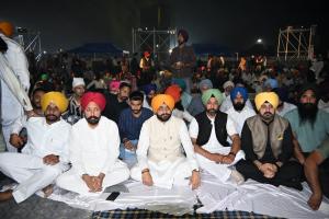 ਲਾਈਟ ਐਂਡ ਸਾਊਂਡ ਸ਼ੋਅ ਨੇ ਸ੍ਰੀ ਗੁਰੂ ਤੇਗ਼ ਬਹਾਦਰ ਜੀ ਦੀ ਲਾਸਾਨੀ ਕੁਰਬਾਨੀ ਅਤੇ ਮਹਾਨ ਫਲਸਫੇ 'ਤੇ ਚਾਨਣਾ ਪਾਇਆ