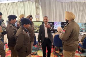 ਸ਼ਹੀਦੀ ਸਭਾ: ਡੀਜੀਪੀ ਗੌਰਵ ਯਾਦਵ ਗੁਰਦੁਆਰਾ ਸ੍ਰੀ ਫ਼ਤਹਿਗੜ੍ਹ ਸਾਹਿਬ ਵਿਖੇ ਹੋਏ ਨਤਮਸਤਕ, ਸੁਰੱਖਿਆ ਪ੍ਰਬੰਧਾਂ ਦਾ ਲਿਆ ਜਾਇਜ਼ਾ