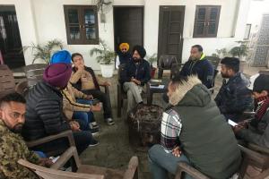 ਵਿਧਾਇਕ ਐਡਵੋਕੈਟ ਅਮਰਪਾਲ ਸਿੰਘ ਨੇ ਲੋਕ ਮਿਲਣੀ ਰਾਹੀਂ ਲੋਕਾਂ ਦੀਆਂ ਮੁਸ਼ਕਿਲਾਂ ਸੁਣਕੇ ਕੀਤੀਆਂ ਹੱਲ