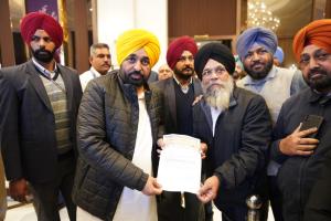 ਪਿੰਡਾਂ ਦੇ ਵਿਕਾਸ ਨੂੰ ਗਤੀ ਦੇਣ ਲਈ ਮੁੱਖ ਮੰਤਰੀ ਵੱਲੋਂ ਜ਼ਮੀਨੀ ਪੱਧਰ 'ਤੇ ਲੋਕਾਂ ‘ਚ ਵਿਚਰਨ ਦੀ ਮੁਹਿੰਮ ਜਾਰੀ