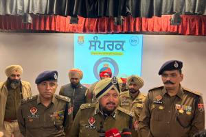 “ਯੁੱਧ ਨਸ਼ਿਆਂ ਵਿਰੁੱਧ ਮੁਹਿੰਮ ਪੜਾਅ ਦੂਜਾ ” ਮਿਸ਼ਨ ‘ਸੰਪਰਕ’ ਤਹਿਤ ਮਾਲੇਰਕੋਟਲਾ 'ਚ ਜ਼ਿਲ੍ਹਾ ਪੁਲਿਸ ਵੱਲੋਂ ਮਹੱਤਵਪੂਰਣ ਮੀਟਿੰਗ