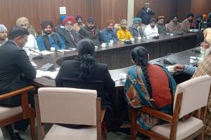 ਡਿਪਟੀ ਕਮਿਸ਼ਨਰ ਨੇ ਪਰਾਲੀ ਪ੍ਰਬੰਧਨ ਲੱਕੀ ਡਰਾਅ ਦੇ ਜੇਤੂ ਕਿਸਾਨਾਂ ਨੂੰ ਸਰਟੀਫ਼ਿਕੇਟ ਦਿੱਤੇYour Title