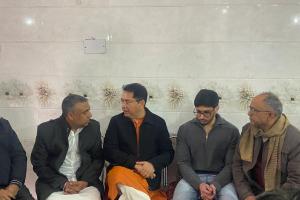 ਕੈਬਨਿਟ ਮੰਤਰੀ ਅਮਨ ਅਰੋੜਾ ਵੱਲੋਂ ਸ਼ਾਮ ਲਾਲ ਗੋਇਲ ਨੂੰ ਸ਼ਰਧਾ ਪੁਸ਼ਪ ਅਰਪਿਤ